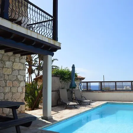 Holiday home Petroktisto