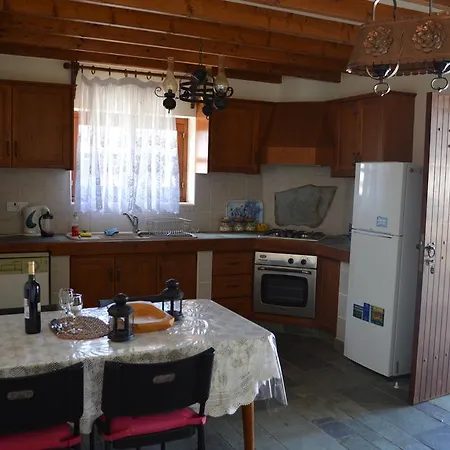 Petroktisto Pomos